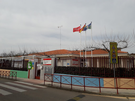 Escuela De Educación Infantil Casa De Niños La Olma en Colmenar del Arroyo