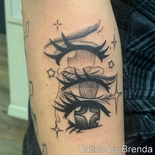 Explore cool upper arm tattoo ideas, creative tattoo ideas in Fort Myers, available at Tiger Lotus Tattoo and Piercing