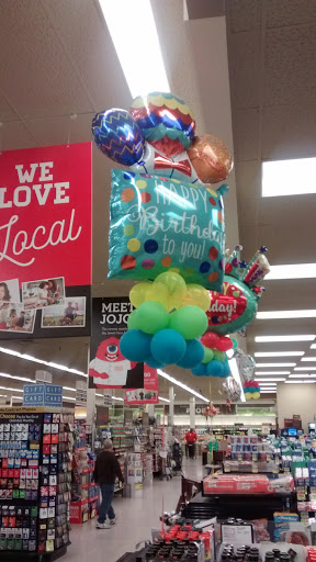 Grocery Store «Jewel-Osco», reviews and photos, 944 S York St, Elmhurst, IL 60126, USA