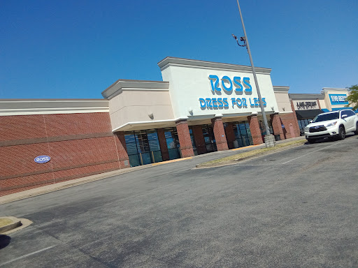 Clothing Store «Ross Dress for Less», reviews and photos, 1950 N Dixie Hwy, Elizabethtown, KY 42701, USA