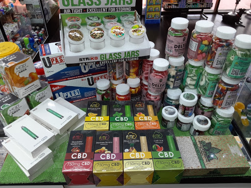 Tobacco Shop «Stirling Glass», reviews and photos, 5890 Stirling Rd, Hollywood, FL 33021, USA