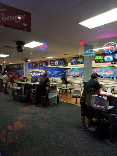 Bowling Alley «Brunswick Zone Playmor Bowl», reviews and photos, 5840 Buttermilk Hollow Rd, Pittsburgh, PA 15207, USA