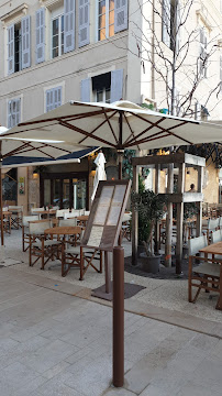 Atmosphère du Restaurant LA MAISON BY TRIPODI à Cannes - n°5