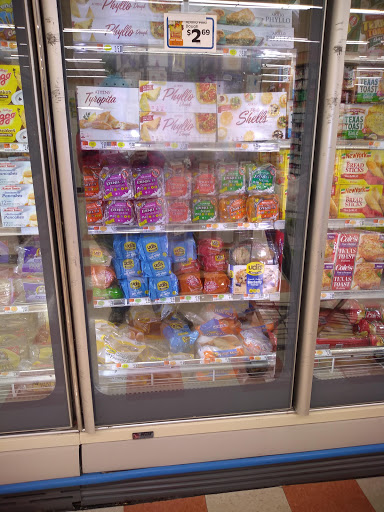 Grocery Store «Market Basket», reviews and photos, 11 Wood St, Lowell, MA 01851, USA