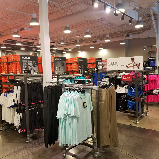 Sporting Goods Store «Nike Factory Store», reviews and photos, 20 Killingworth Tpke #155, Clinton, CT 06413, USA