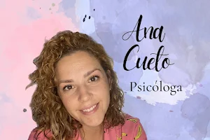 Ana Cueto, Psicólogo image