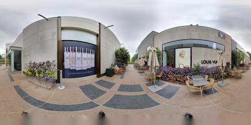 Shopping Mall «Americana Manhasset», reviews and photos, 2060 Northern Blvd, Manhasset, NY 11030, USA