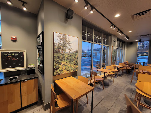 Liquor Store «Liquor Mart», reviews and photos, 224 Union St, Fieldsboro, NJ 08505, USA