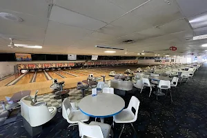 Collier Lanes image