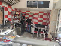 Atmosphère du Kebab du Battant - Chez Emen à Besançon - n°1