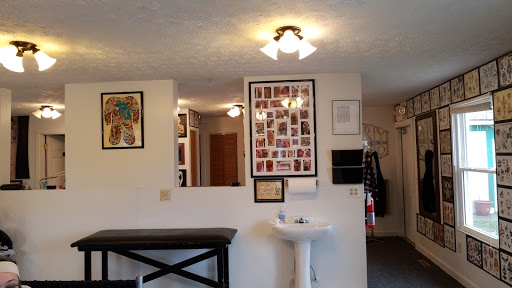 Luxury Tattoo, 28 S Sandusky St B, Delaware, OH 43015, USA, 