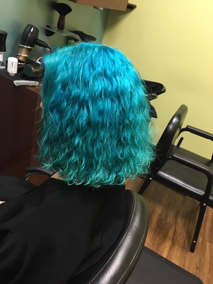 Dee Smith Hair Salon 32701