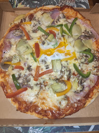 Plats et boissons du Pizzas à emporter MJ Pizz' à Sourdun - n°3