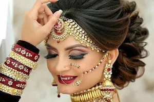 Saundarya Beauty Parlor image
