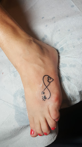 Tattoo Shop «Black Label Tattoo Co.», reviews and photos, 126 E Patrick St, Frederick, MD 21701, USA