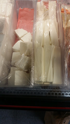 Produce Market «La Fiesta Produce Market», reviews and photos, 1771 7th Ave, Olivehurst, CA 95961, USA