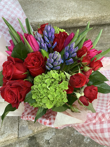 Florist «Flores Mantilla», reviews and photos, 164 Washington St, Marblehead, MA 01945, USA