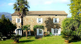 Villa La Casalamadonna : Location belle villa de vacances de charme en pierres pour 10 à 11 personnes, avec 5 chambres, terrasse, jardin, piscine chauffée, dans un domaine bord de mer, station balnéaire Haute-Corse, Corse Santa-Lucia-di-Moriani