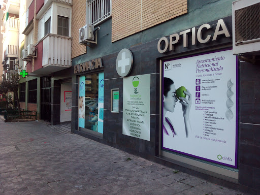 Información y opiniones sobre Farmacia Santa Aurelia C. B. de Sevilla
