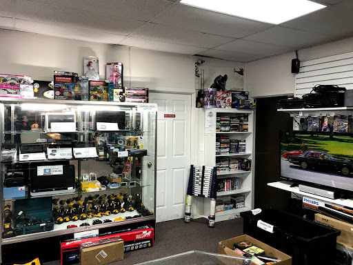 Pawn Shop «G & H Pawn Jewelry & Loan», reviews and photos, 9701 Evergreen Way, Everett, WA 98204, USA