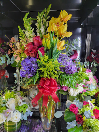 Florist «Alborada Florist», reviews and photos, 17 Huguenot St, New Rochelle, NY 10801, USA
