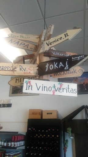 Gourmet Grocery Store «Old World Market», reviews and photos, 2800 Davis Blvd #103, Naples, FL 34104, USA