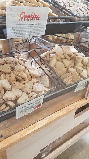 Grocery Store «Earth Fare North Canton», reviews and photos, 3939 Everhard Rd NW, North Canton, OH 44709, USA