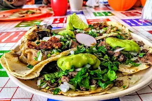 Tacos Chuzo image