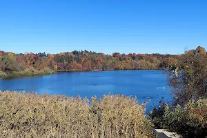 Tarrytown Lakes Park image