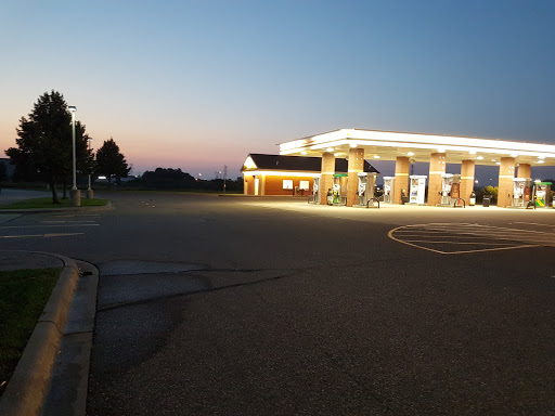 Convenience Store «Kwik Trip #447», reviews and photos, 8225 Crossings Blvd, Shakopee, MN 55379, USA