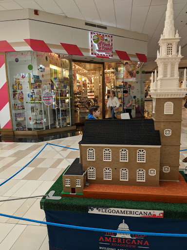 Shopping Mall «Crossgates Mall», reviews and photos, 1 Crossgates Mall Rd, Albany, NY 12203, USA