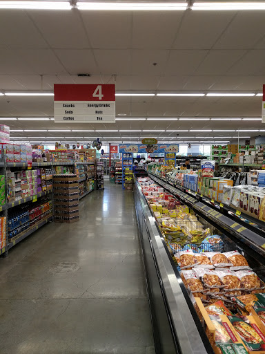 Grocery Store «Grocery Outlet Bargain Market», reviews and photos, 426 W Harder Rd, Hayward, CA 94544, USA