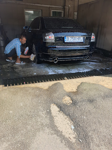 Opinii despre Spalatoria Auto WashCar în București - Spălătorie auto
