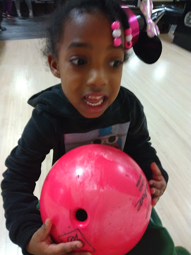 Bowling Alley «AMF Dewey Garden Lanes», reviews and photos, 4470 Dewey Ave, Rochester, NY 14612, USA