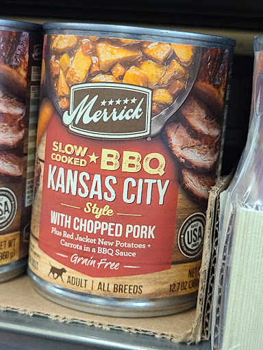 Pet Supply Store «Pet Supplies Plus», reviews and photos, 2352 Lineville Rd #115, Green Bay, WI 54313, USA