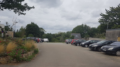 Parking à Logonna-Daoulas