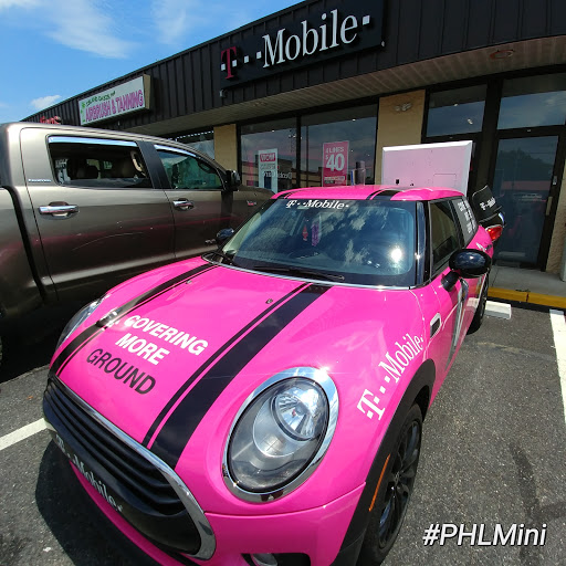 Cell Phone Store «T-Mobile», reviews and photos, 115 NJ-73 #70, West Berlin, NJ 08091, USA