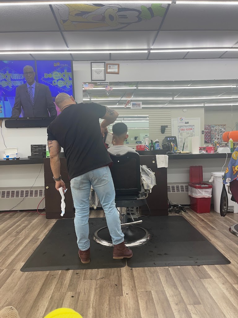 Nice Time Barbershop 08869