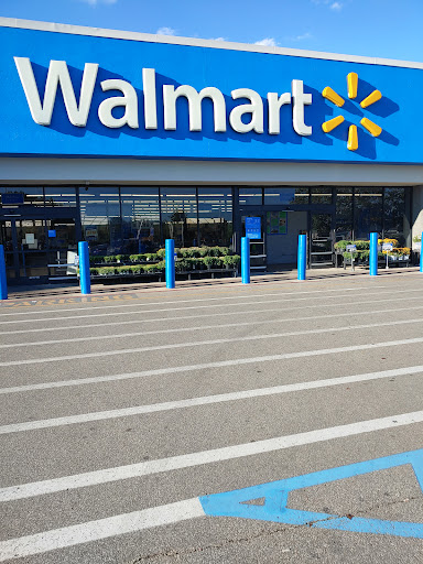 Discount Store «Walmart», reviews and photos, 2150 E National Ave, Brazil, IN 47834, USA