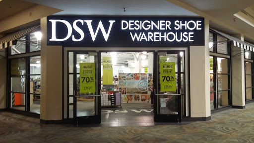 DSW Designer Shoe Warehouse, 1044 Westminster Mall, Westminster, CA 92683, USA, 