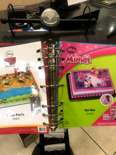 Ice Cream Shop «Cold Stone Creamery», reviews and photos, 6509 Robinson Centre Drive, Pittsburgh, PA 15205, USA