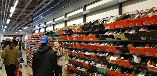 Clothing Store «Nike Factory Store», reviews and photos, 600 Bluebird Ct, Central Valley, NY 10917, USA