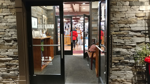 Outdoor Sports Store «Ski Barn», reviews and photos, 795 Broad St, Shrewsbury, NJ 07702, USA