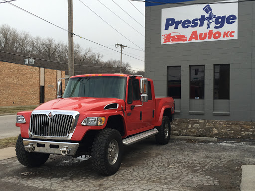 Auto Body Shop «Prestige Auto Collision», reviews and photos, 3122 Roanoke Rd, Kansas City, MO 64111, USA