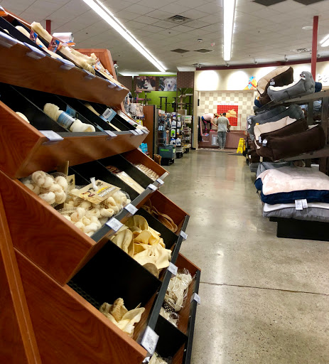Pet Supply Store «Pet Food Express», reviews and photos, 265 Davis St, San Leandro, CA 94577, USA