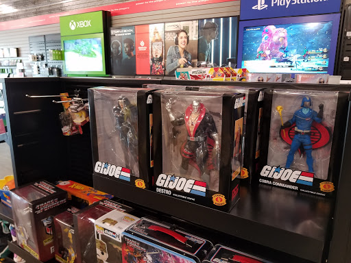 Video Game Store «GameStop», reviews and photos, 4757 Valley View Blvd NW B, Roanoke, VA 24012, USA