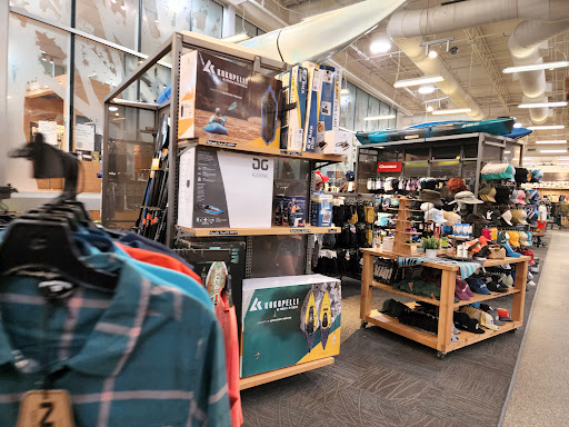 Camping Store «REI», reviews and photos, 1789 28th St, Boulder, CO 80301, USA