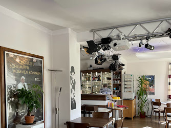 Cafe&Bistro-FilmBühne