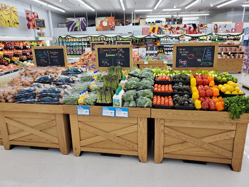Grocery Store «Fareway Grocery», reviews and photos, 3800 Belmont Rd, Bettendorf, IA 52722, USA