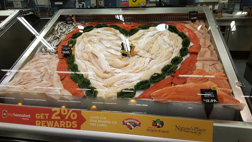 Grocery Store «Hannaford Supermarket», reviews and photos, 27-41 Gansevoort Rd, South Glens Falls, NY 12803, USA